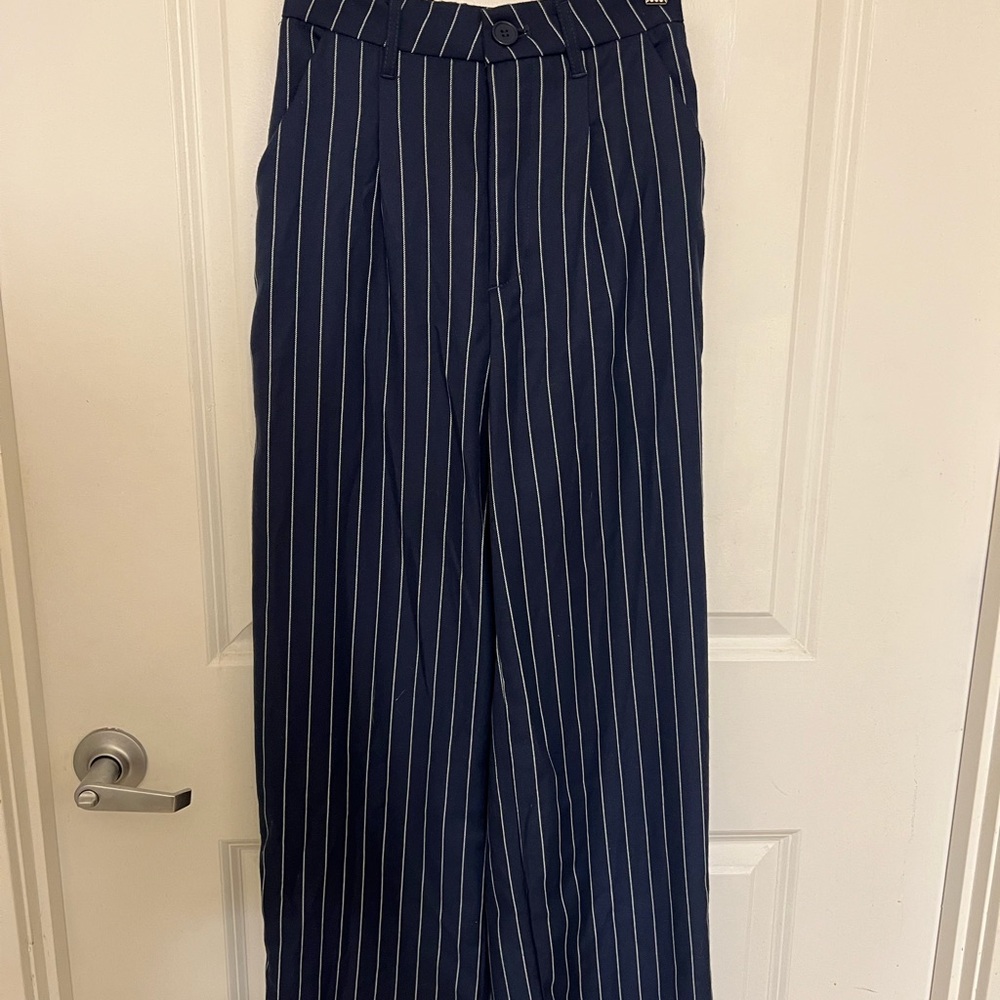 H&M Women’s Navy Striped Pants